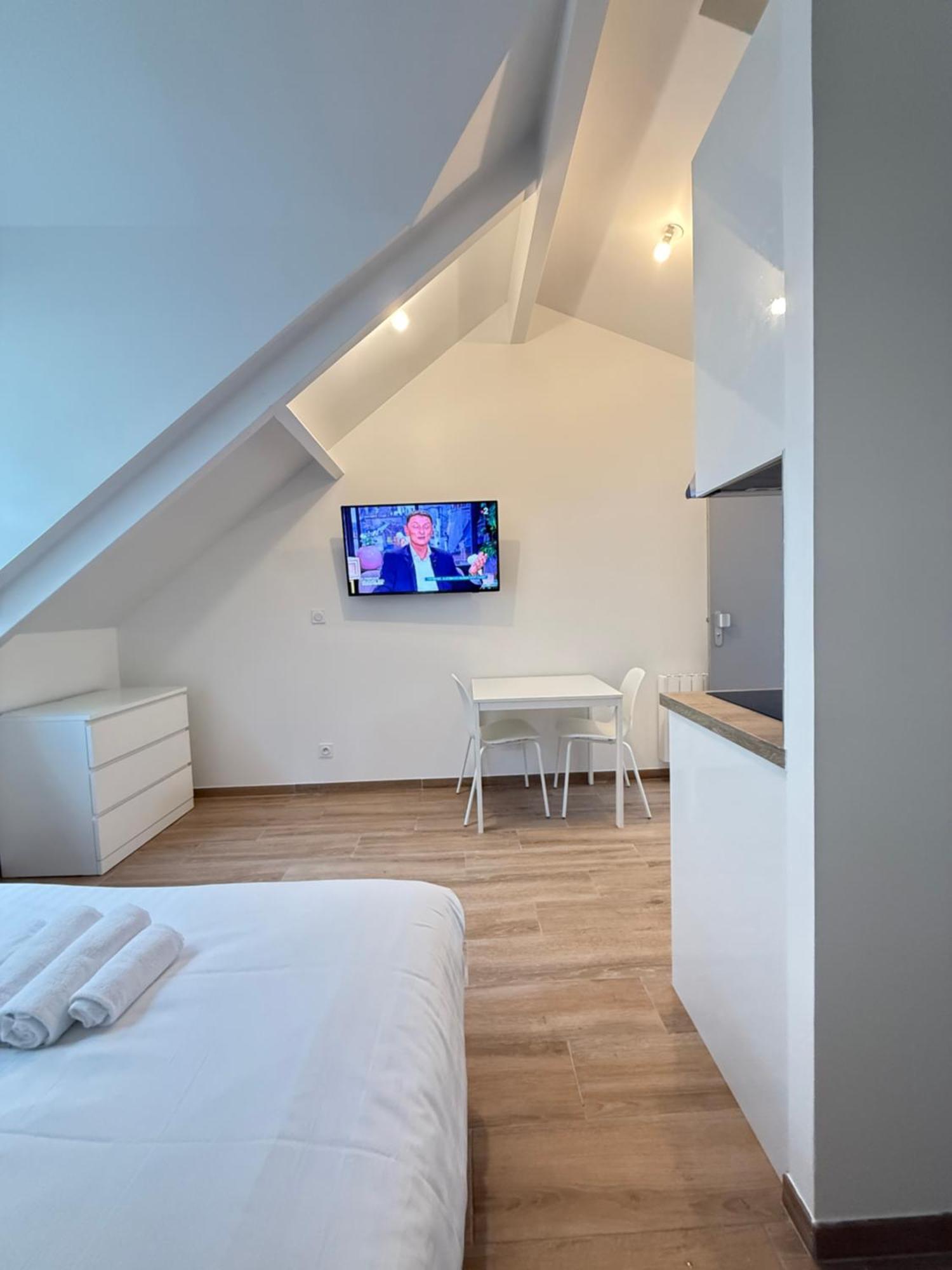 Cocoon In The 16th Eiffel Tower And Roland Garros Apartment